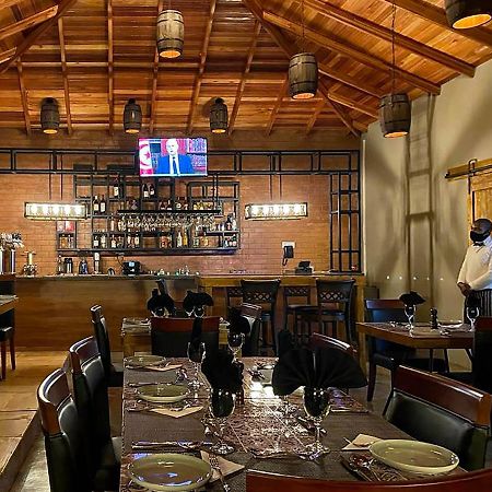 לילונגווה Bamboo Boutique Hotel מראה חיצוני תמונה